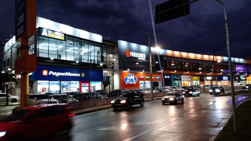 Comercial e Corporativo